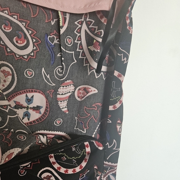 Ted Baker London Black and Pink Paisley Midi Skirt - Picture 9 of 12